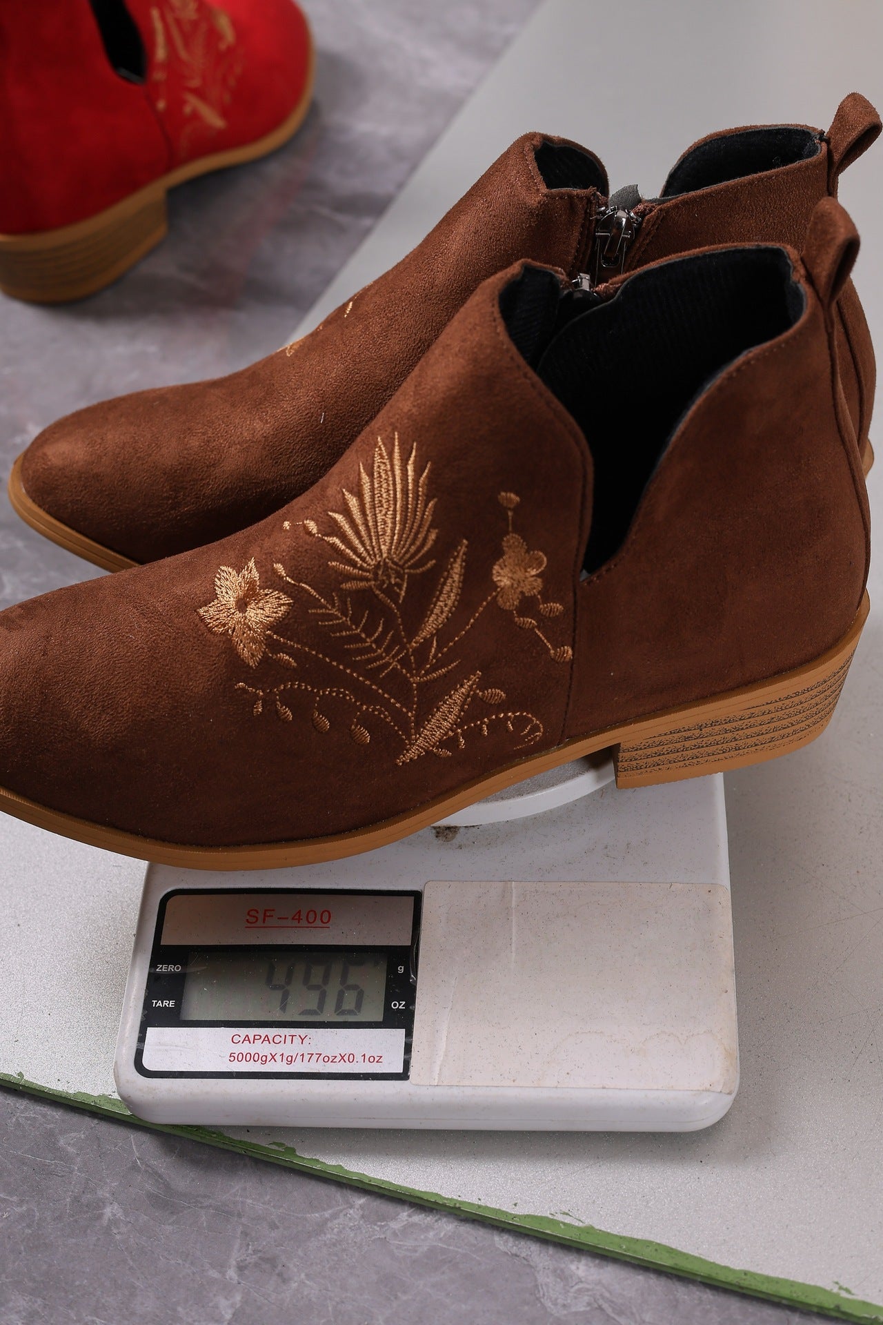 Women's European And American Fashion Pointed Printed Short Boots